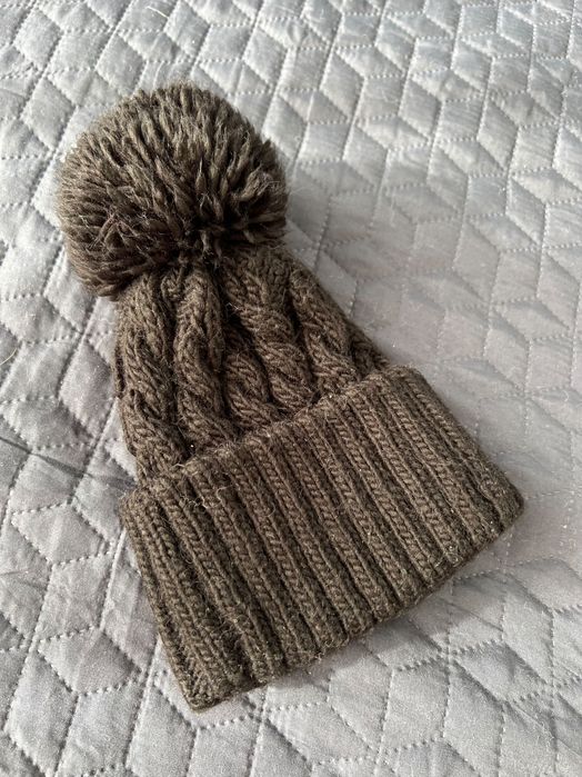 шапка, украшение за глава