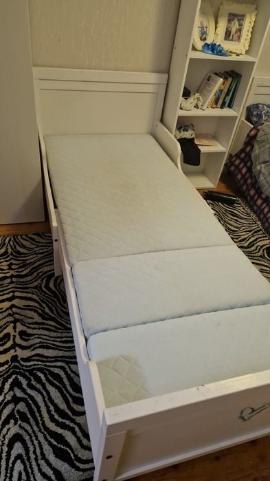 Продам кровать подростковою