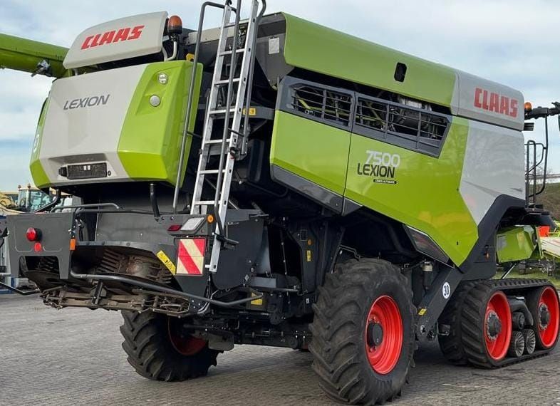 Combina Claas Lexion 7500TT - GERMANIA