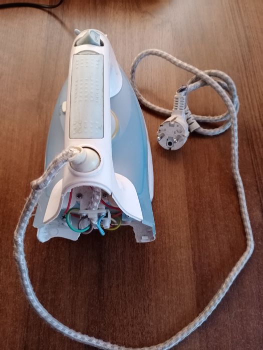 Утюг за 500 тенге не рабочий