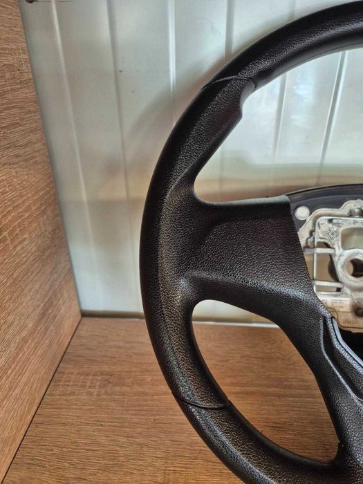 Продавам много запазен волан за Peugeot Expert Citroen Dispatch Toyota Proace 2016 - 2024