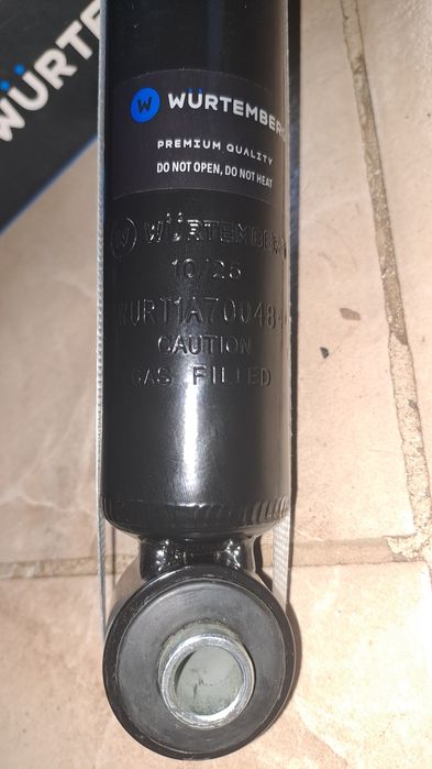 Vand amortizoare pentru masina