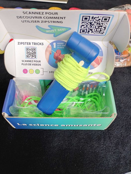 Фиджет играчки, камъни, пръстени, лапи