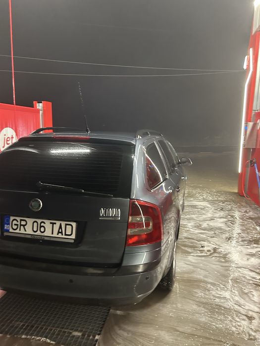 Se vinde Skoda octavia 2 break