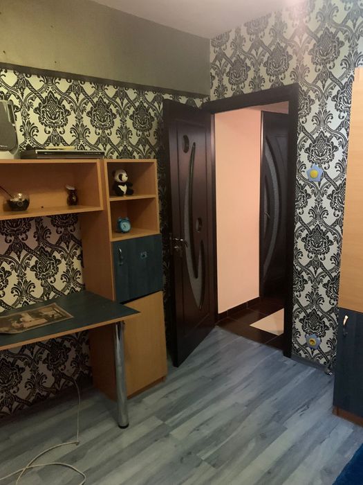 Inchiriez apartament 3 camere