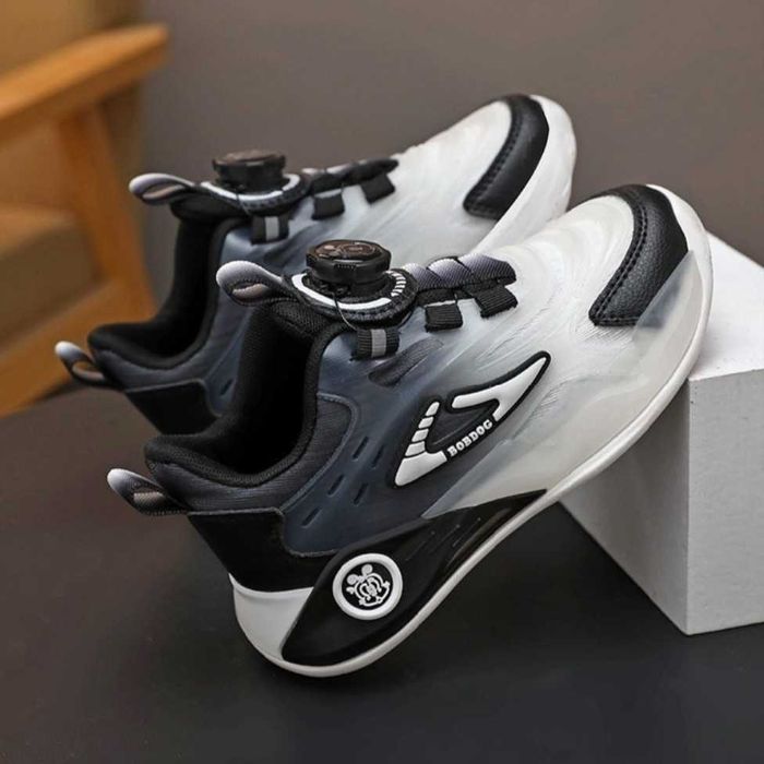 Кроссовки универсальные