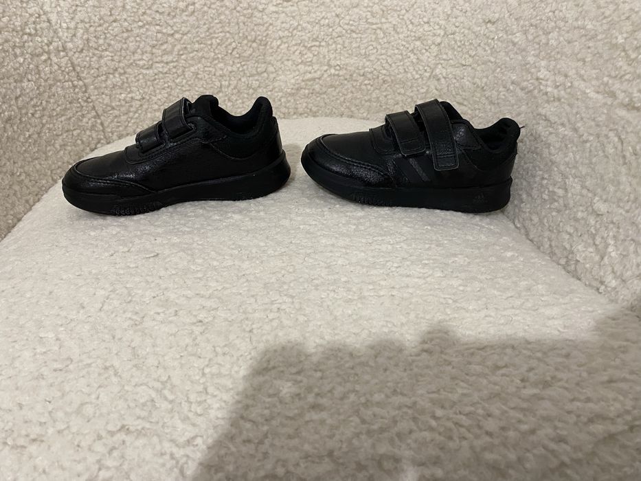 Incaltaminte copii, Adidas unisex, marimea 26