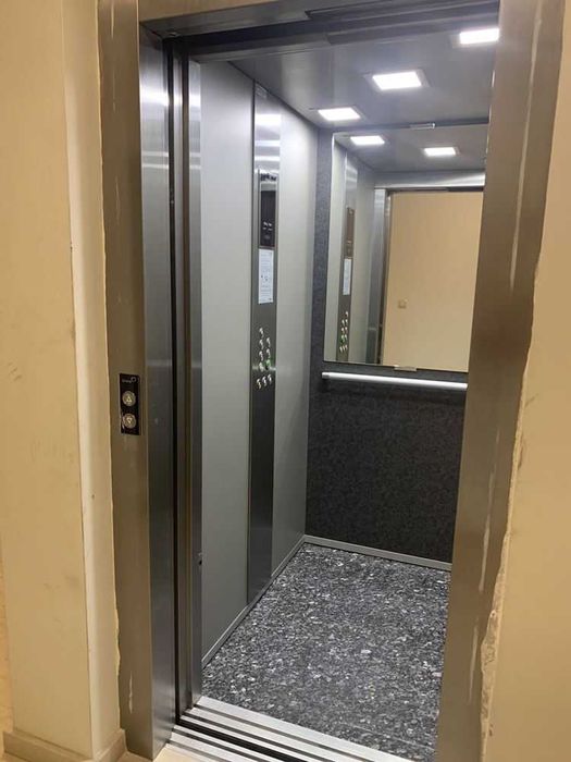 Дава се под наем Четиристаен апартамент в Варна, Център - 175 кв.м за 698.19 € - Снимка #16