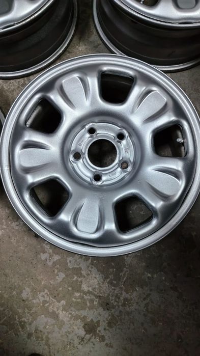Продам оригинальные диски Рено R16