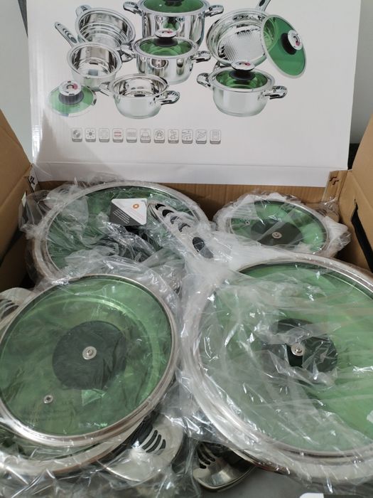 Vând set de oale compus din 12 bucăți
