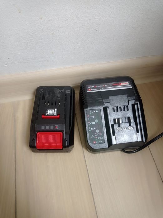 Încărcător Einhell