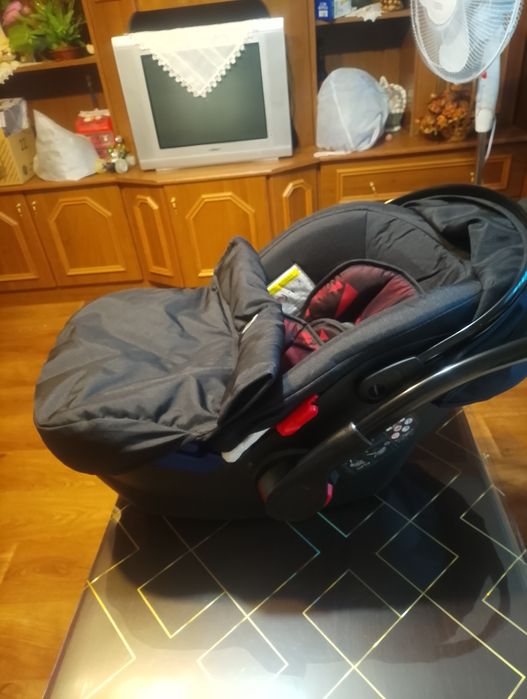 Maxi cosi бебешко кошче,столче за кола Lorelli