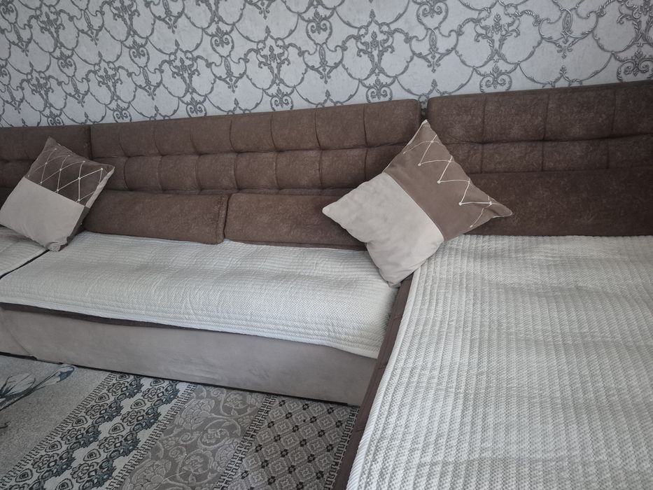 Диван  для гостиной