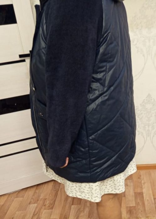 Продам женскую одежду