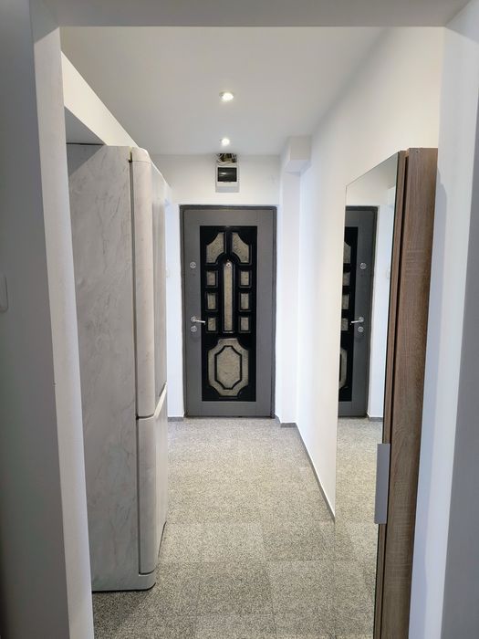 Apartament 2 camere de inchiriat zona piata Decebal