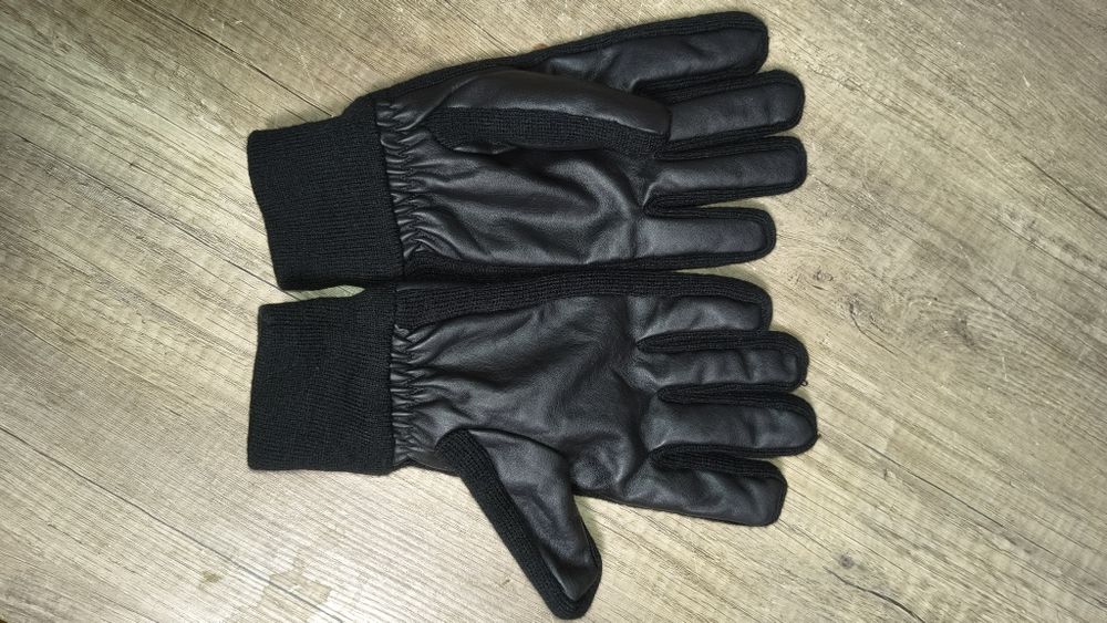 Mănuși bărbătești