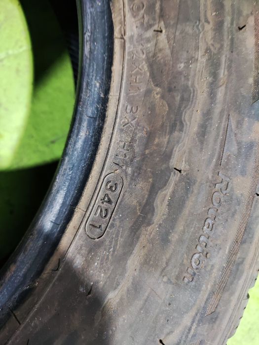 2 бр зимни 225/65/17 Hankook