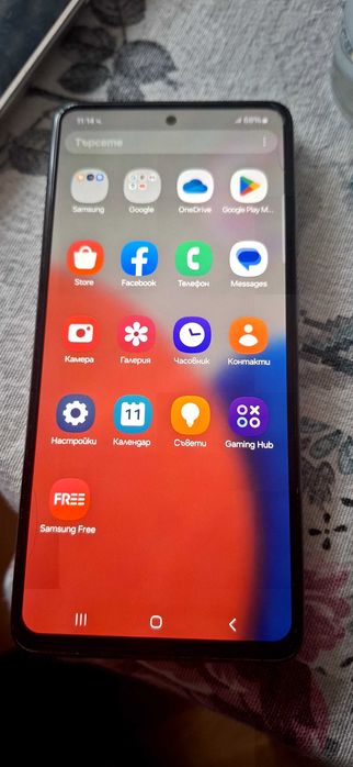 Телефон за продаване