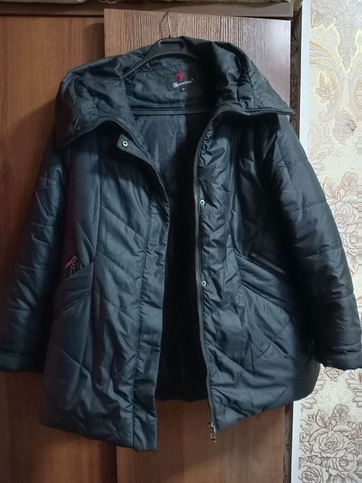 Куртка верблюжий пух, почти новое! Мошенники мимо!