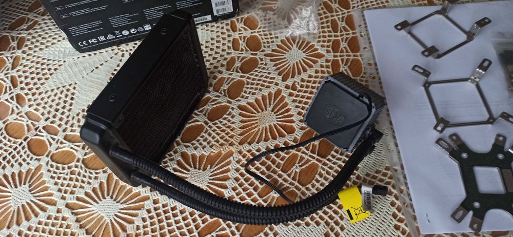 Водно охлаждане Cooler Master
