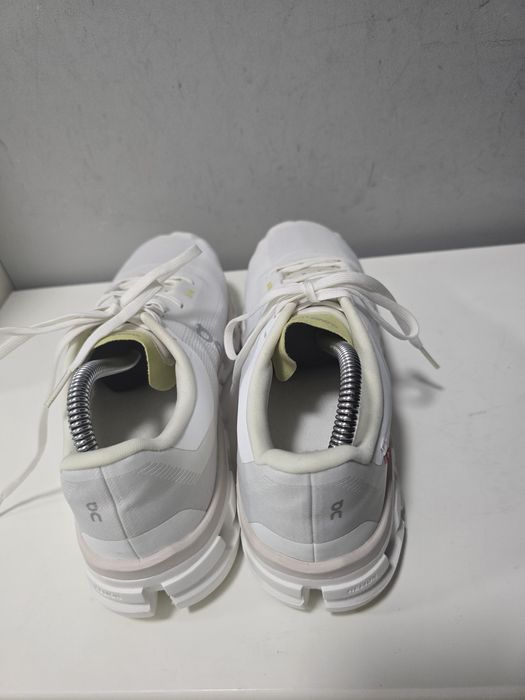 Маратонки за бягане  ON Cloudflow