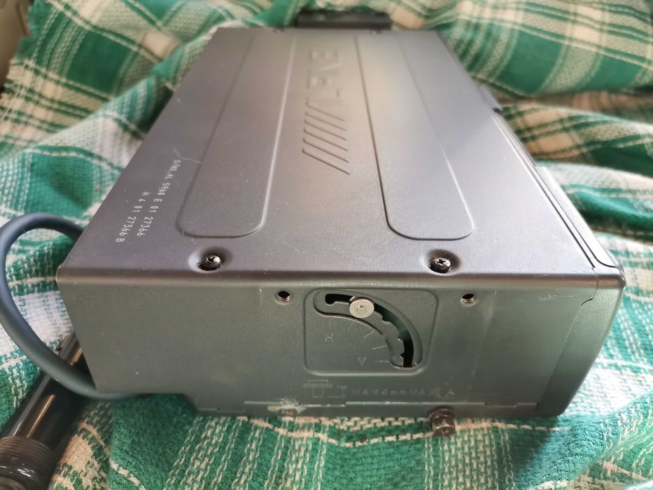 Alpine 5960 CD авто чейнджър, произведен в Япония