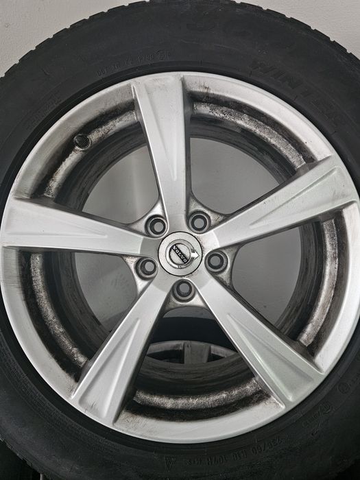 Vand jante Volvo r18