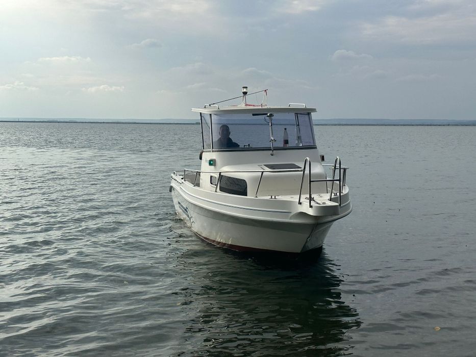 Vand barca Pilot House, Drago 2000