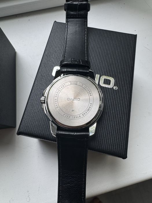 Часы Casio MTP-V004