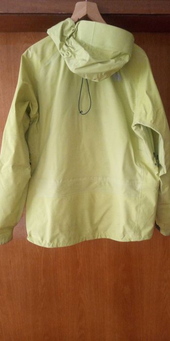 Комплект яке и панталон мембрана The North Face Kichatna, размер L, използвани малко, в много добро състояние