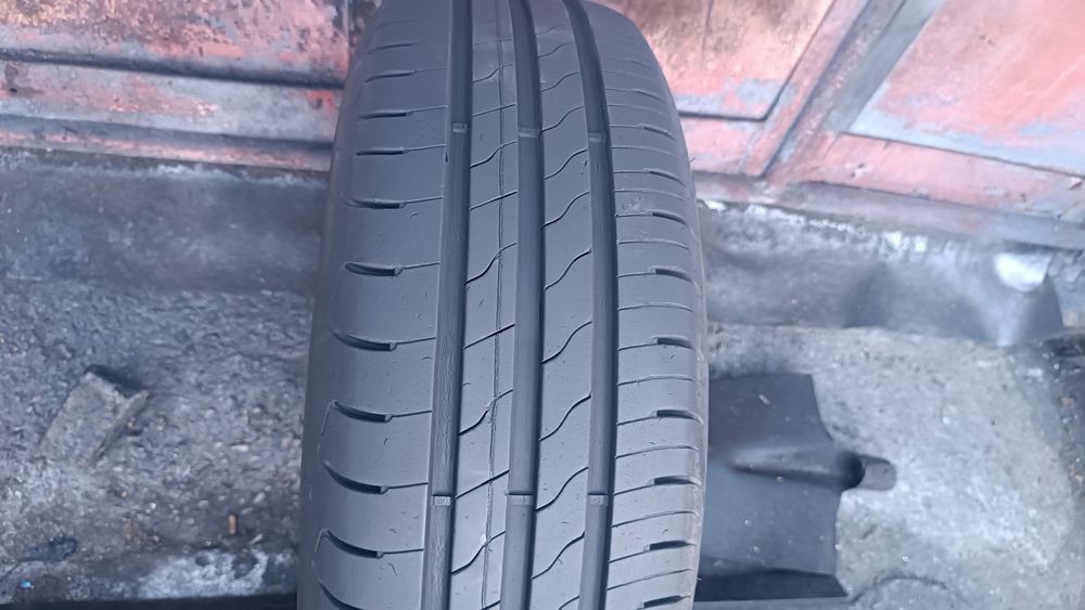 195/65/15 Goodyear