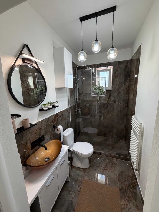 Casa de vanzare la pret de apartament