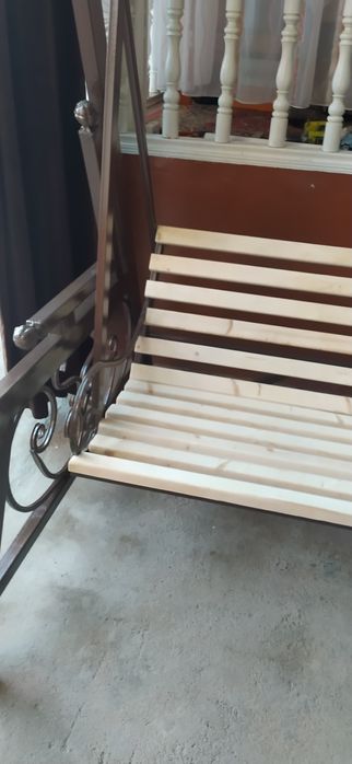 Кровать качалка.Уч кишилик(эни 2метр)