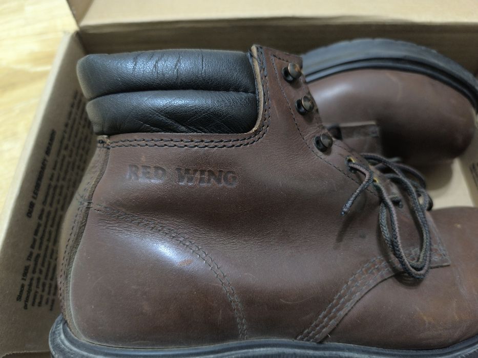 Продам мужские ботинки