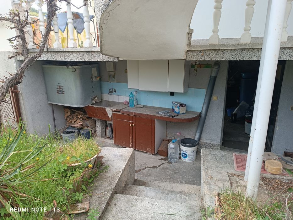 Продава се Къща в Сливница - 150 кв.м за 487 €/кв.м - Снимка #2