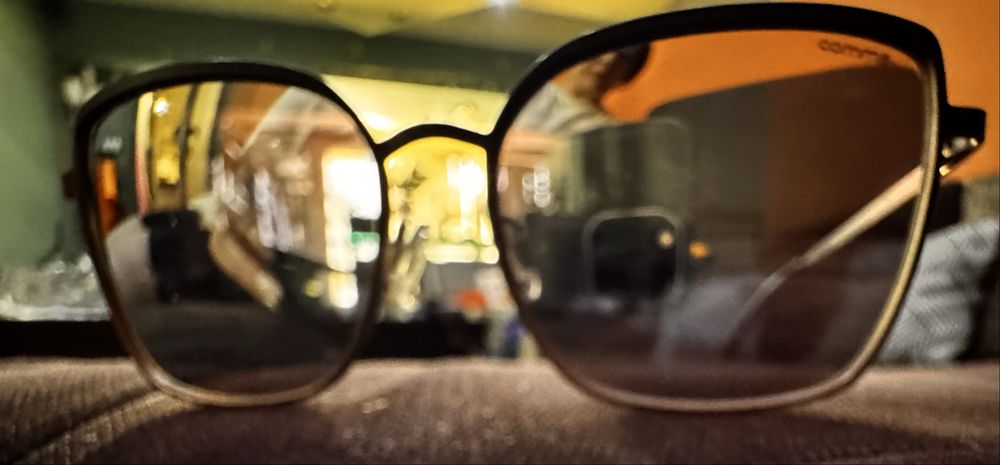 Огледални слънчеви очила