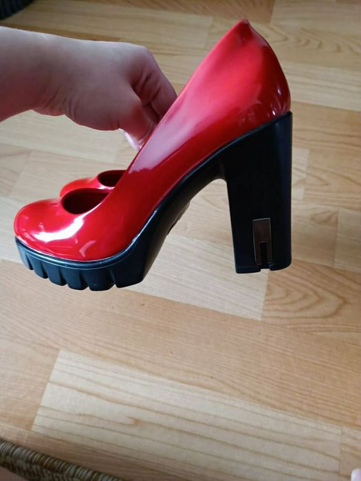 Распродажа. Туфли на платформе.