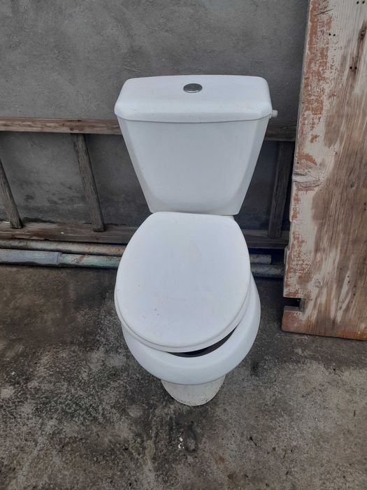 Продаётся унитаз б/у