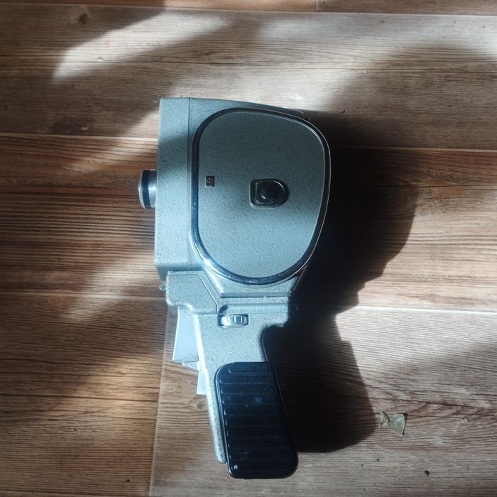 Кинокамера СССР."КВАРЦ"