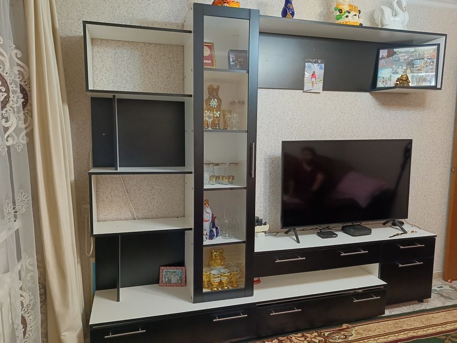 Срочно продам мини стенку