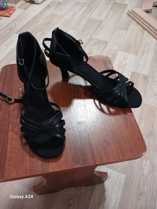 Туфли для танцев