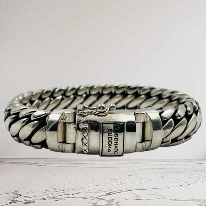 Buddha TO Buddha The BEN medium вечна сребърна гривна