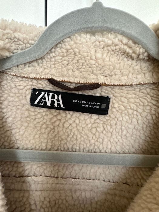 Късо яке Zara – размер XS, топло и удобно