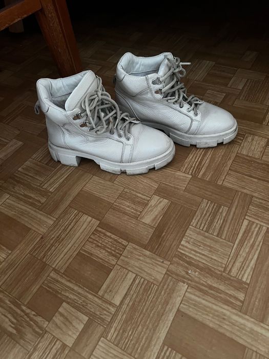 Зимни топли боти