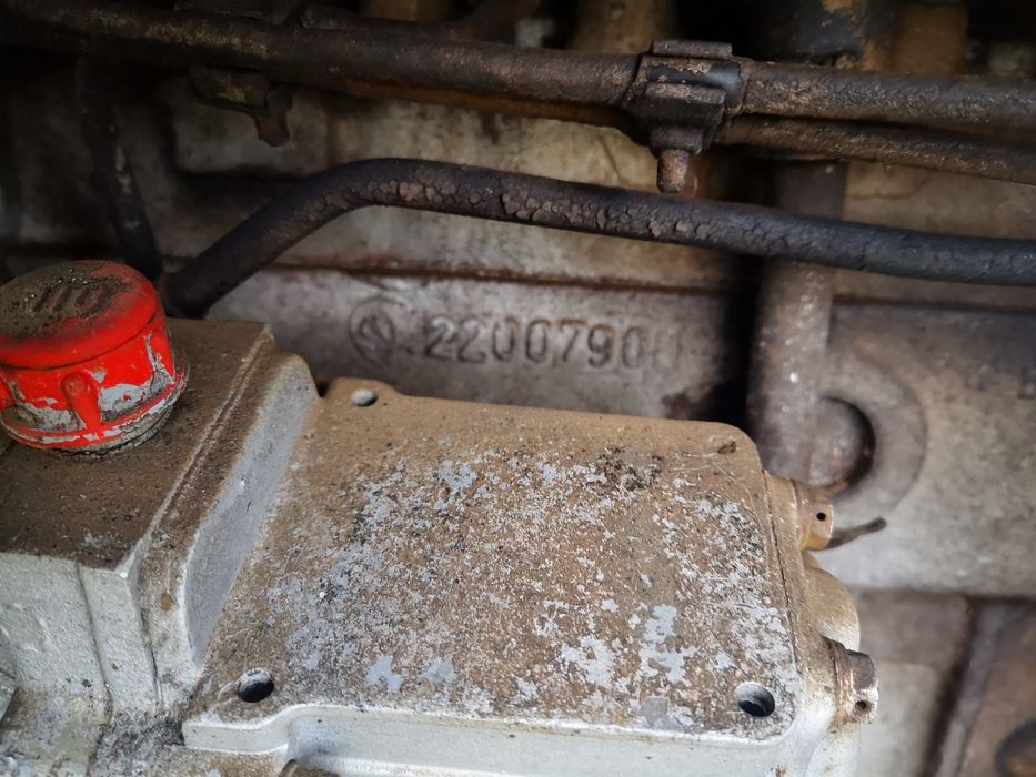 Трактор с перкинс двигател