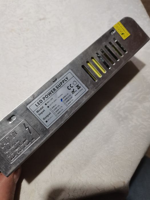 Led power 12v  pt banda led  12bucati  8.3A