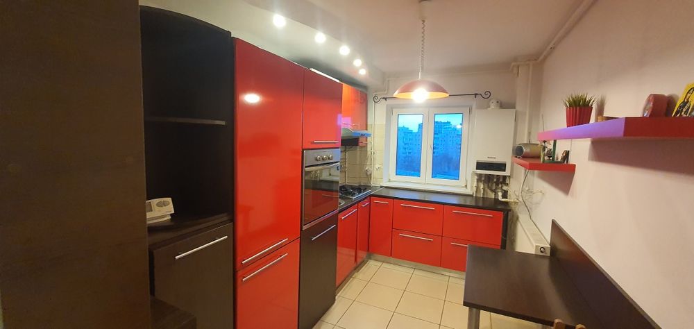 Particular inchiriez apartament 3 camere Tineretului