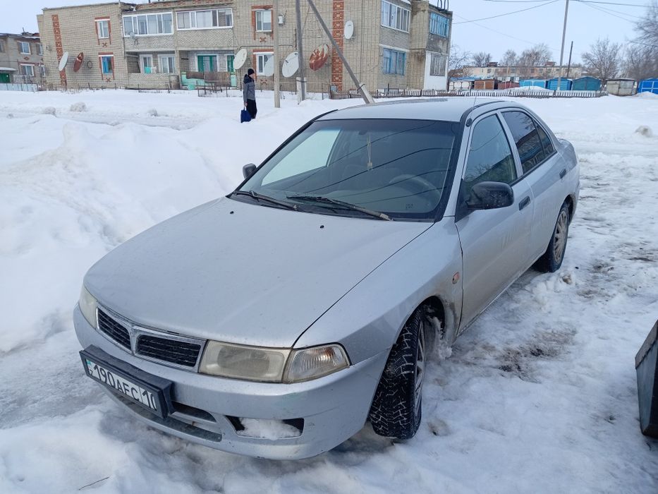 Продам мицубиси лансер.