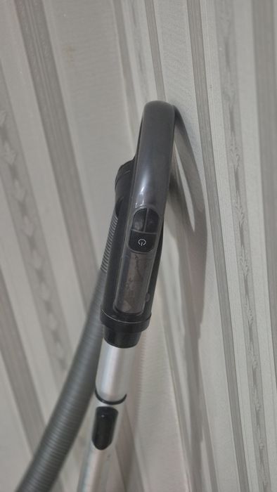 Продам пылесос фирмы " Samsung "