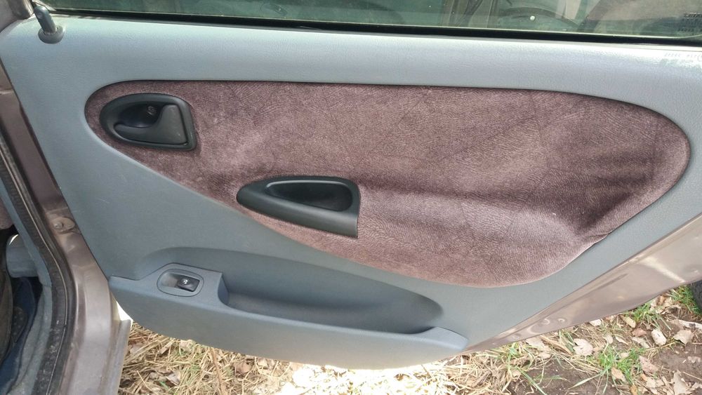 Рено Сценик на части